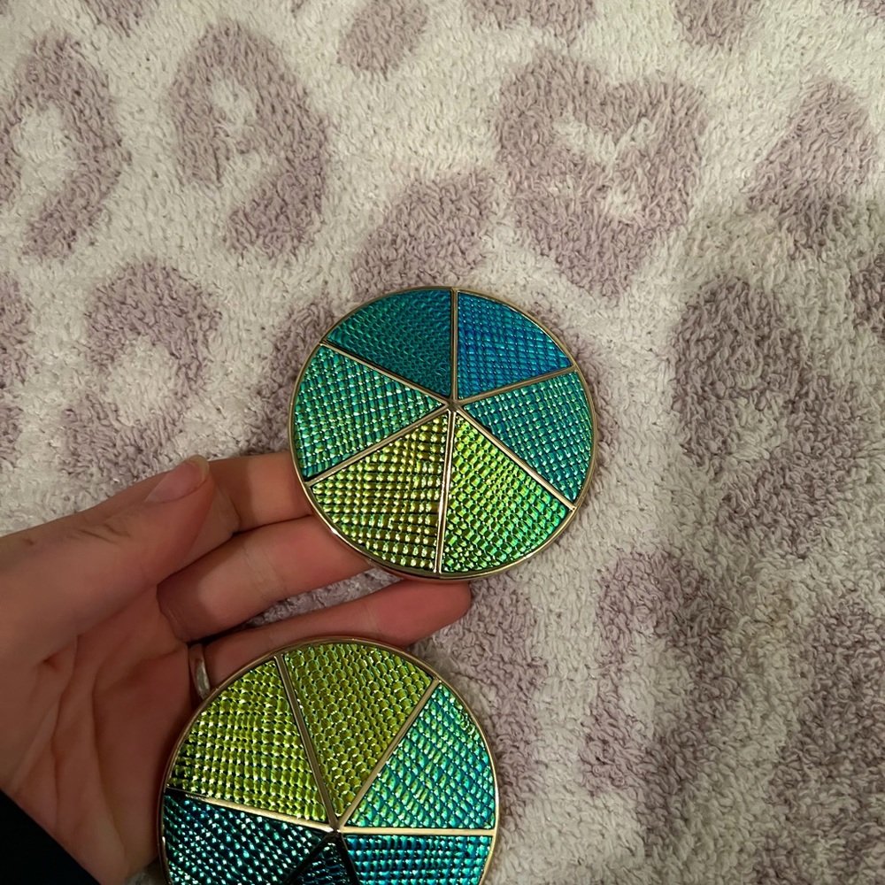 Headphone covers for FRENDS Taylor Rose Wired Headphones